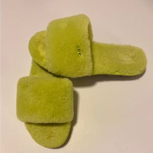 UGG Cozette Slipper in Electric Lime Green